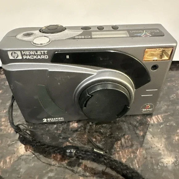 HP PhotoSmart C6745A 2.0MP Digital Camera