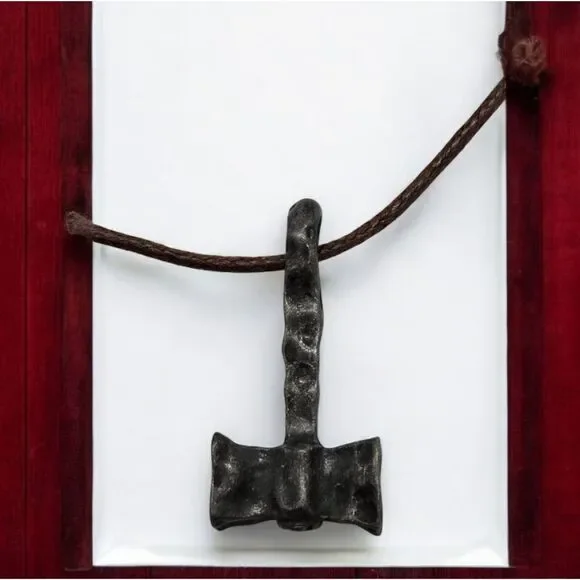 Thor’s Hammer Pendant Necklace Viking Mjolnir Norse Hammer Faux Leather Cord
