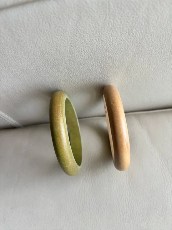 Green and Tan Wooden Bangle Bracelet Set - Women Accessories