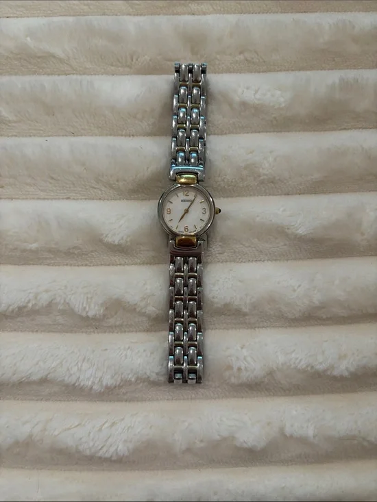 Seiko Vintage Women's Silver and Gold Accent Bracelet Watch