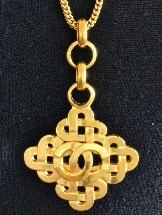 Chanel Gold-plated Large Baroque Pendant