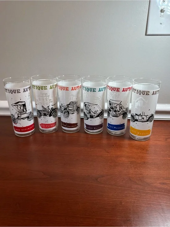 Vintage Antique Automobiles Vintage Glass Tumbler Set — Multicolor Accents‎