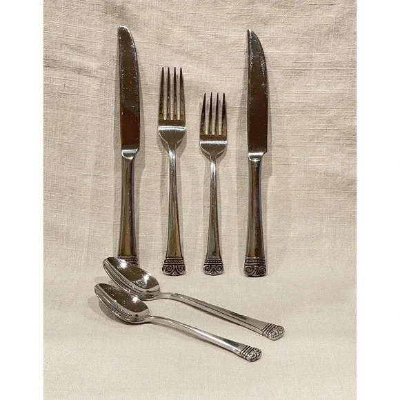 Oneida MELODIA 18/10 Stainless Flatware 6‎ Piece Place Setting Serving
