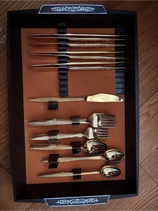 MCM JH Golden Bouquet Gold-Tone Decorative Flatware Set - Elegant Home Dining