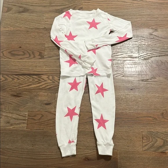 Sammy and Nat Star PJs Size 5 EUC