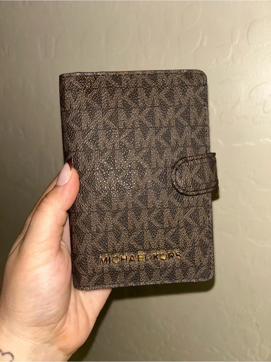 Michael Kors Brown Logo-Print Card & Passport Holder
