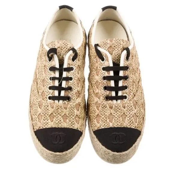 CHANEL 2019 Interlocking CC Logo Espadrilles 39EU