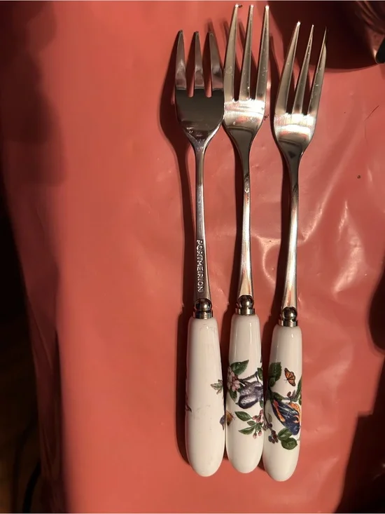 Portmeirion White Porcelain-Handled Floral Pastry Forks
