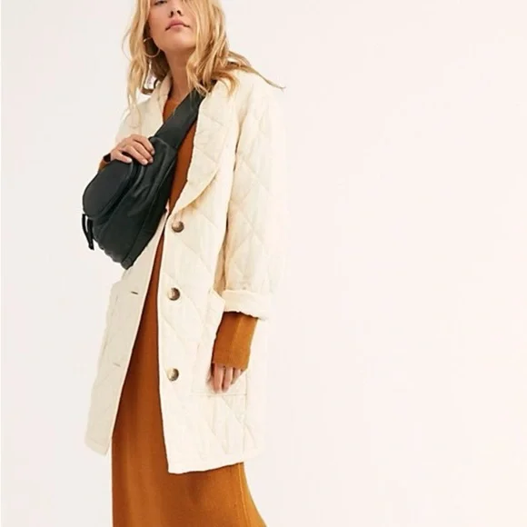 FREE PEOPLE HAPPY DAY DREAMER‎ Quilted Jacket