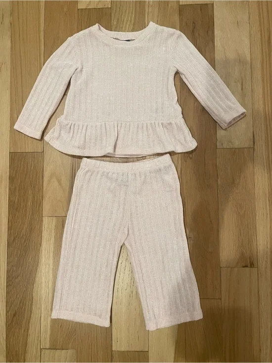 Light Pink Peplum Set size 12-18 month