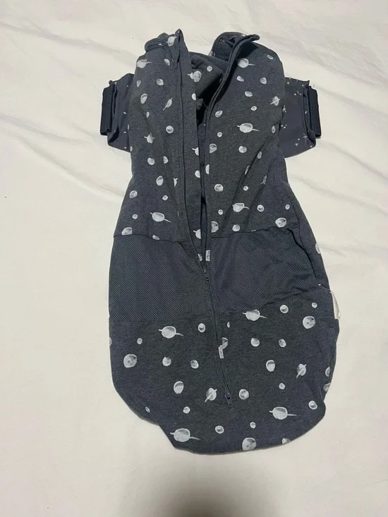 Gray Snoo Swaddle, Size L