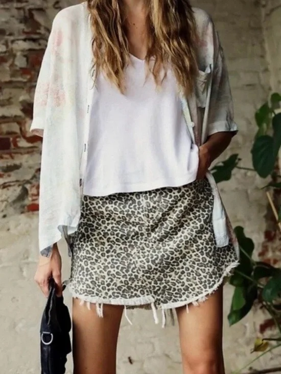 Free People Bailey Leopard Print Denim Mini Skirt W Frayed Hem Sz 27 EUC