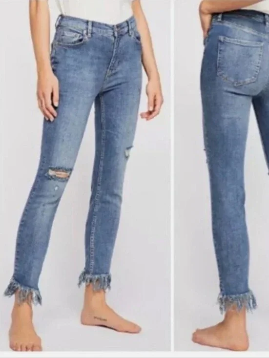 Free People Great Heights Frayed Skinny Jeans