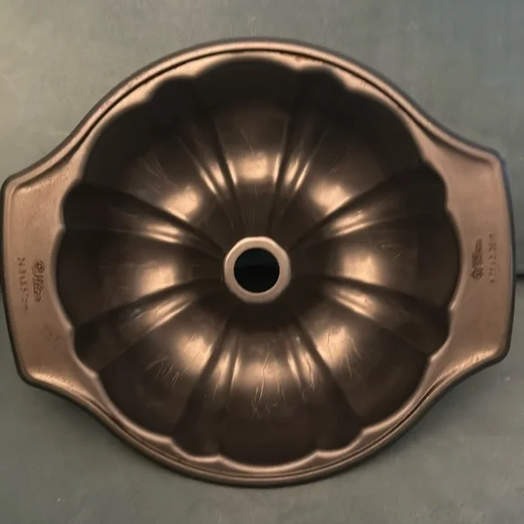 Wilton Bundt Pan