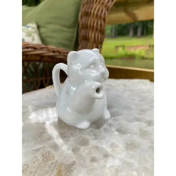 Glossy White Porcelain‎ Kitten Pitcher 2-3/4