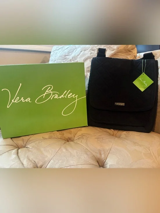 Vera Bradley Mailbag Classic Black Quilted
