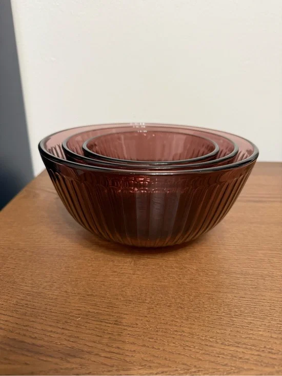 Vintage Pyrex Cranberry Glass Nesting Bowls – Set of 3