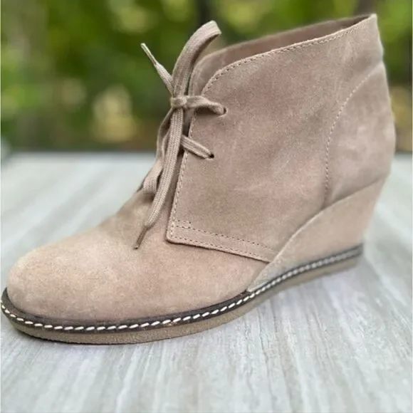 J. Crew Women's Suede Bootie Size 8 Color Tan Wedges‎