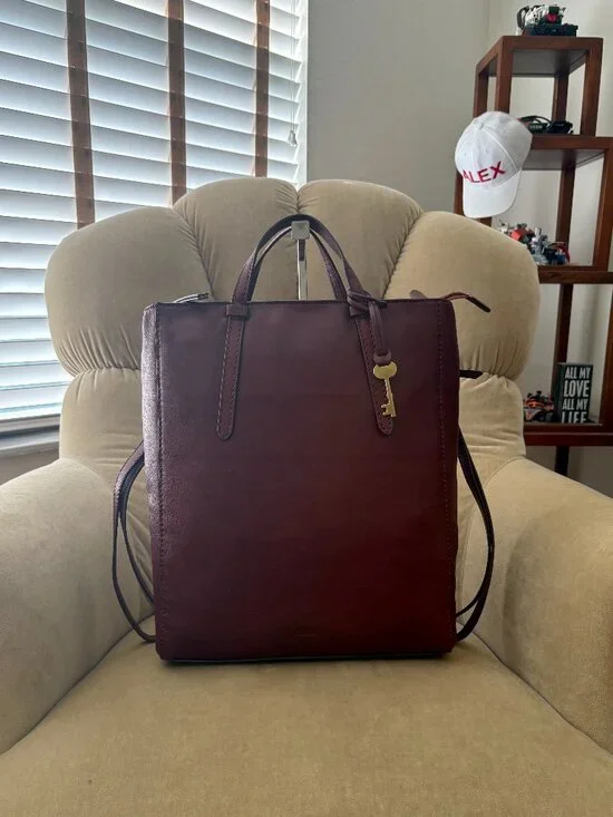 Auth. FOSSIL Iconic Sydney Genuine Leather Convertible Backpack Tote Bag