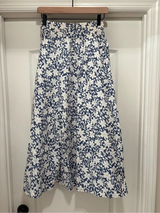 Women’s J. Crew floral maxi a-line skirt, fitted waistband & pockets size 8