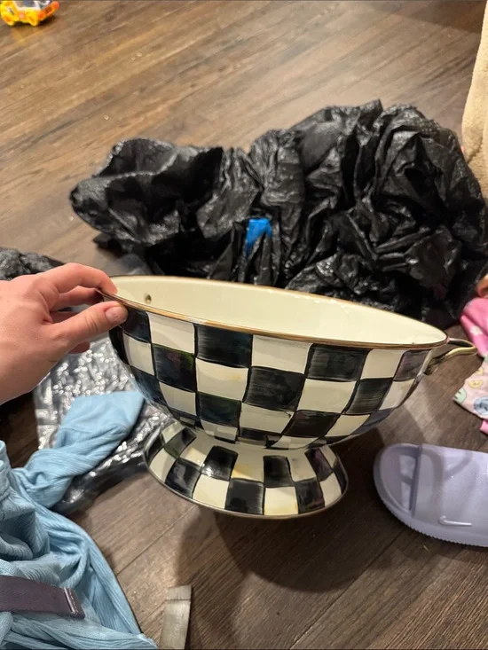 Checkered Ceramic Serving Bowl with Pedestal - Black & White