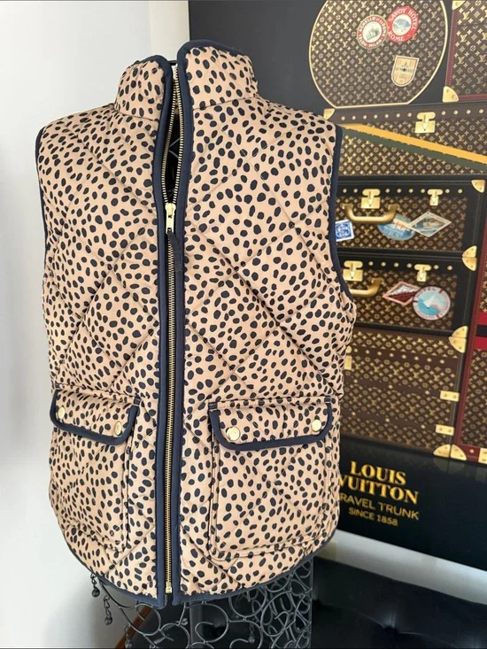 Jcrew women’s small Quilted Cheetah Print Puffer Vest - Tan/Black
