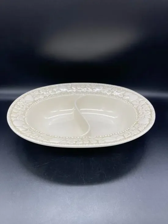 Vintage Metlox Vernon Ware Embossed Antiqua Divided Oval Serving Bowl 12