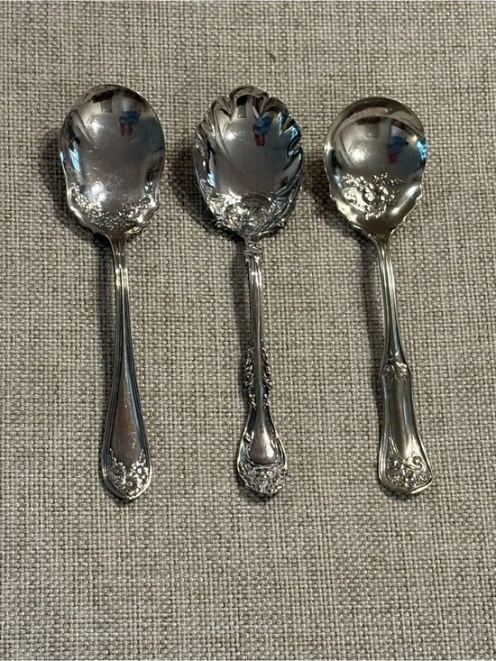 Vintage WM A Rogers Silverplate Nut Candy Serving Spoon Set of 3