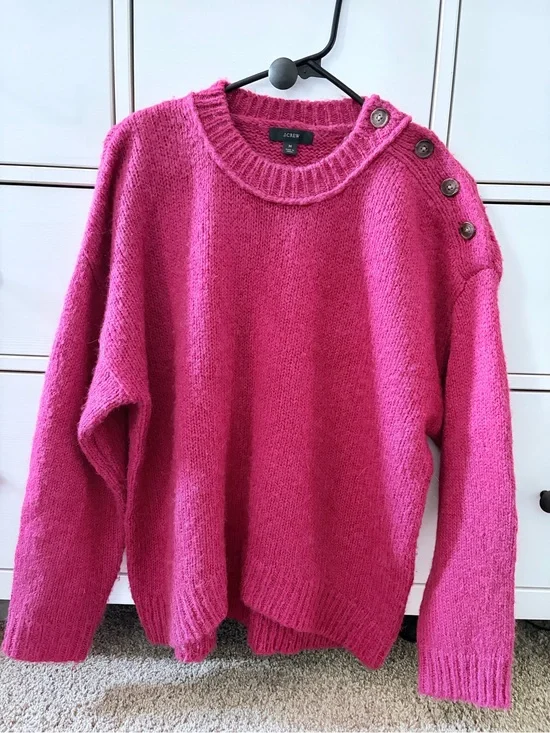 Like new jcrew alpaca button shoulder sweater
