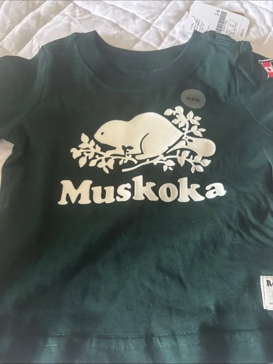 Roots Baby Tee - limited edition Green Muskoka Beaver Graphic Tee