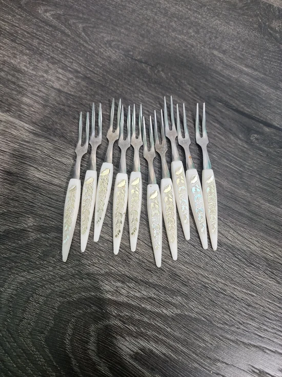 Pearl White Decorative Appetizer Fork Set - 10 Pieces
