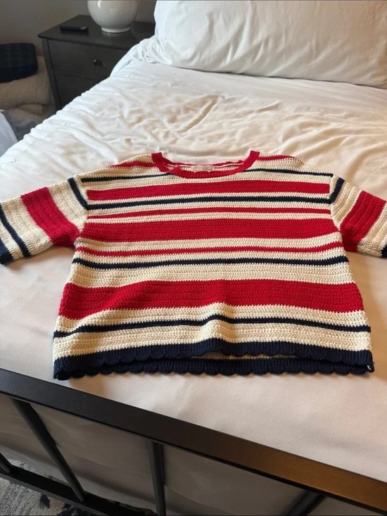 Universal Thread Red, Navy & Cream Striped Knit Short-Sleeve Top