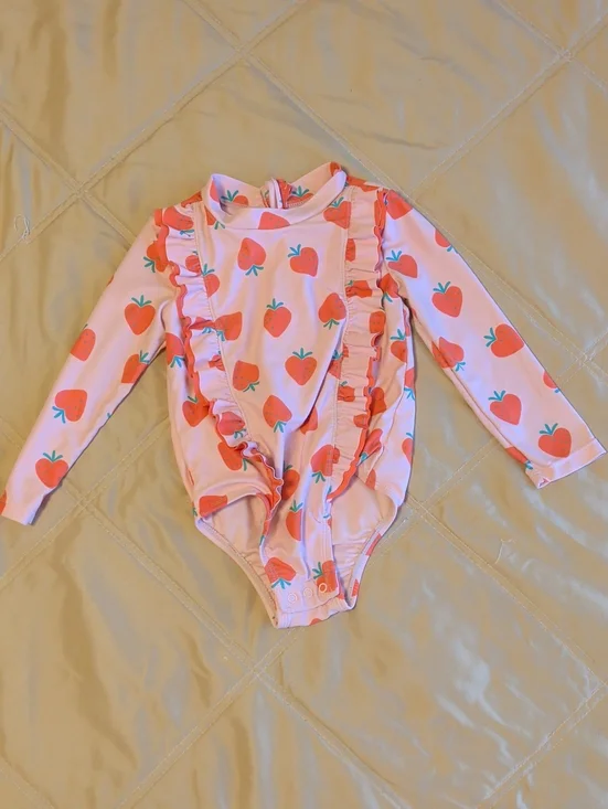 Tucker + Tate Pink Strawberry Ruffle Long-Sleeve One-Piece 18 Months