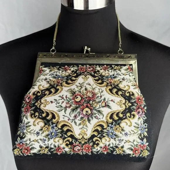 Vintage Womens Needlepoint Floral Tapestry‎ Purse Multicolor Gold Chain Strap