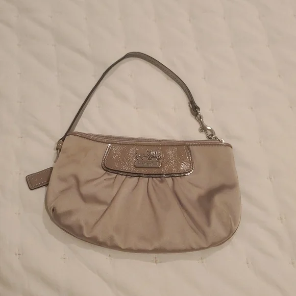 Coach Cream Satin Wristlet 8.5 X 5.5