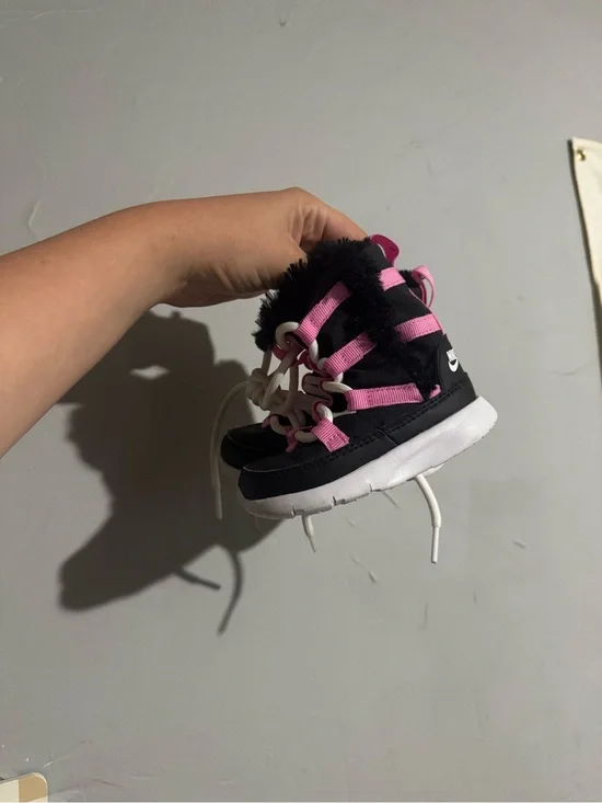 Nike Toddler Snow Boots