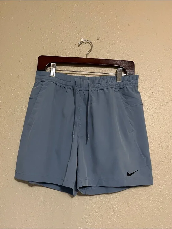 NWT Nike Form Men’s Dri-FIT 5”Unlined Ashen Slate Blue Sz Small Brand New