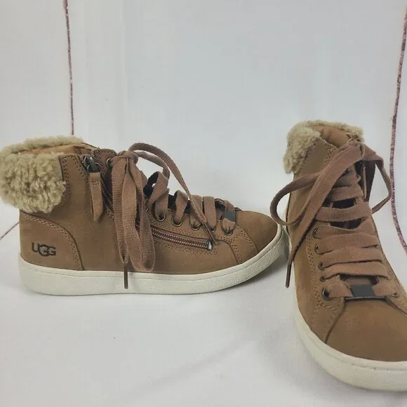 UGG Girls Pure Leather Lace Up Zipper Sneaker Boots with‎ Wool Fur Size 5