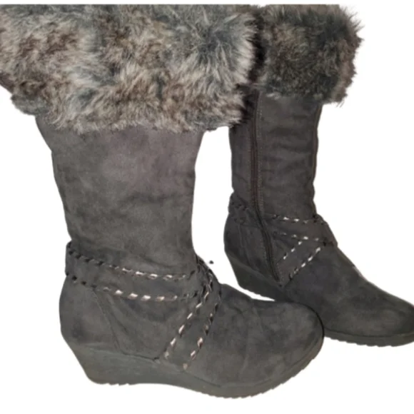 KENNETH COLE BOOTS