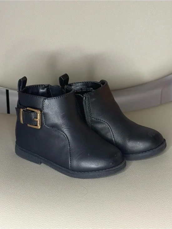 The Children's Place Black Ankle Boots with Gold Buckle