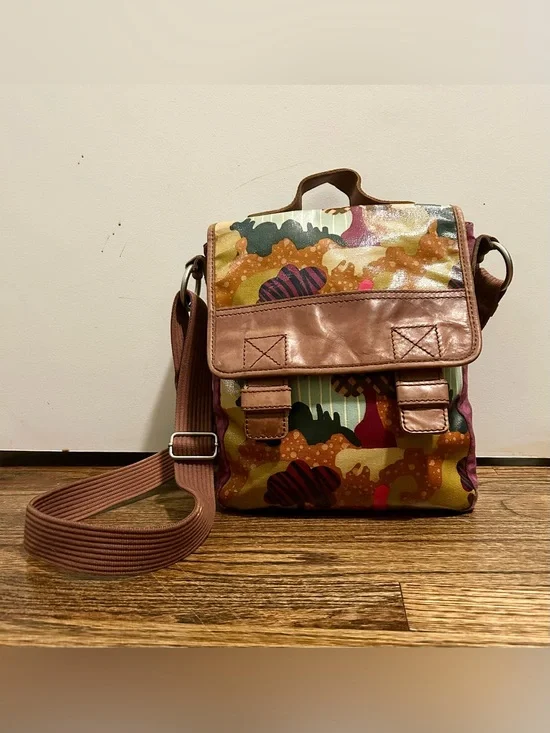 Fossil Multicolor Canvas and Brown Leather Trim Crossbody Messenger Bag