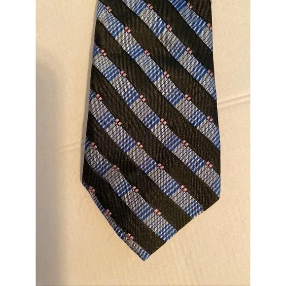 Diagonal Stripe Necktie Black Blue Silver Pink‎ Geometric Pattern Tie