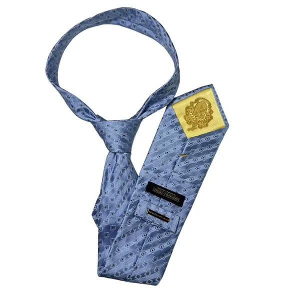 Donald Trump Men's Necktie‎ Silk Designer Light Blue Geometric Pattern