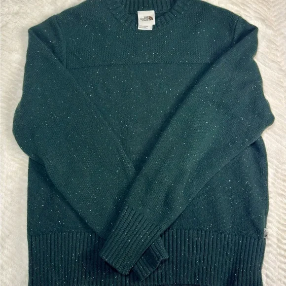 The North Face Men's Dark Green Crewneck Sweater