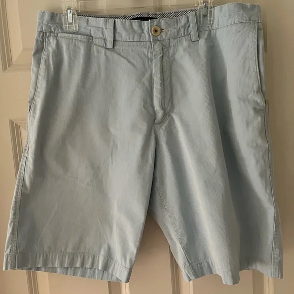 Men’s Banana Republic textured shorts