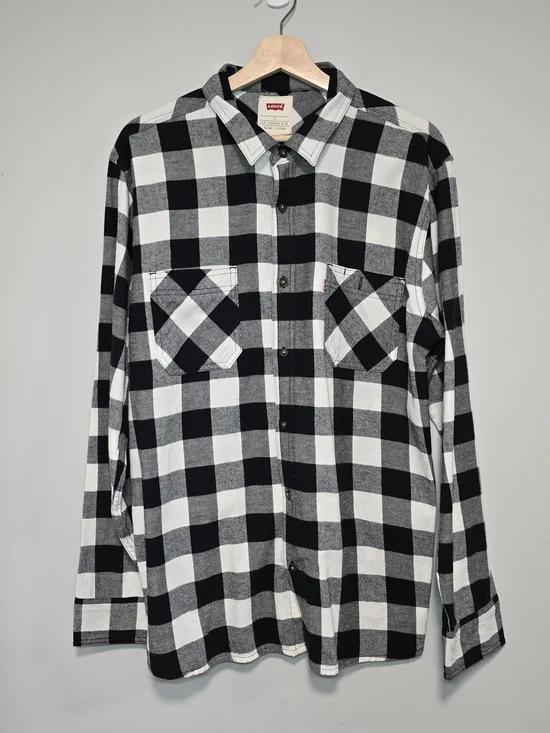 Levi's Black & White Plaid Button-Front Shirt