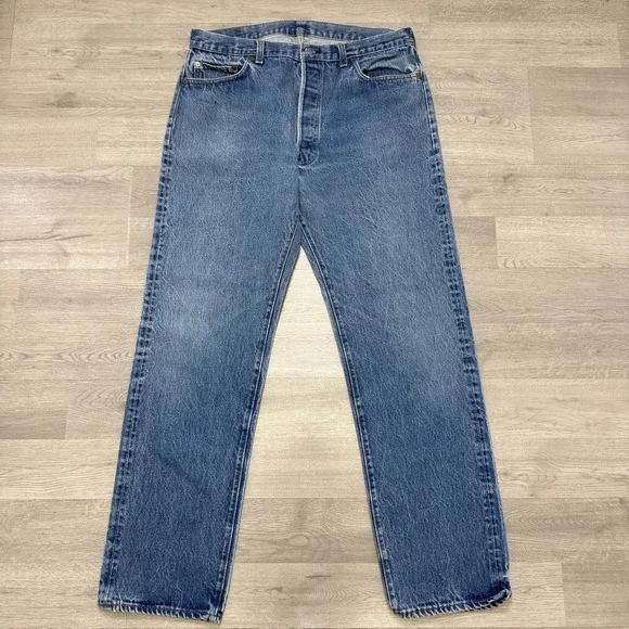 Vintage 1983 Levi's 501 Jeans Mens 34x32 Blue USA Made Button Fly Red Tab