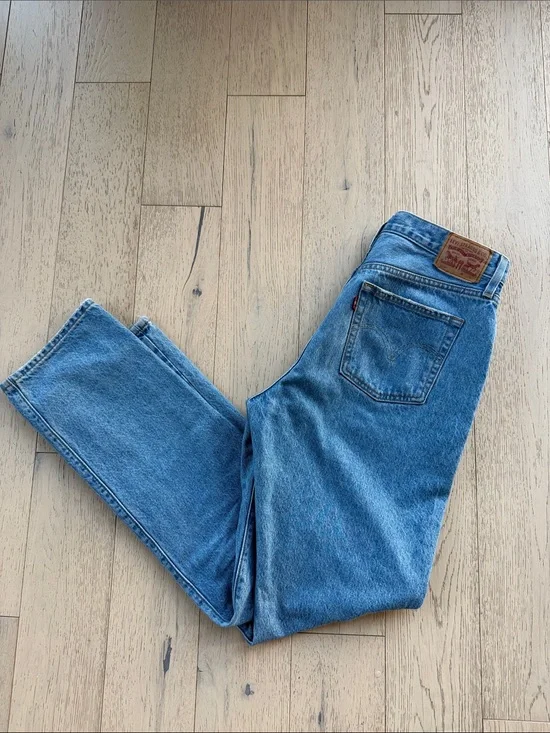 Levi's Medium Blue Straight-Leg Men's Jeans