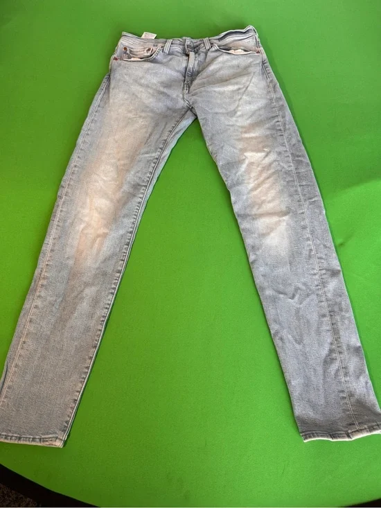 Levi's Light Wash Skinny Jeans - Faded Blue