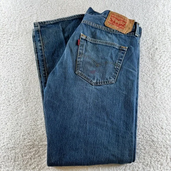 Levis 501 Jeans Mens 33x30 Blue Medium Wash Button Fly‎ Straight Distressed